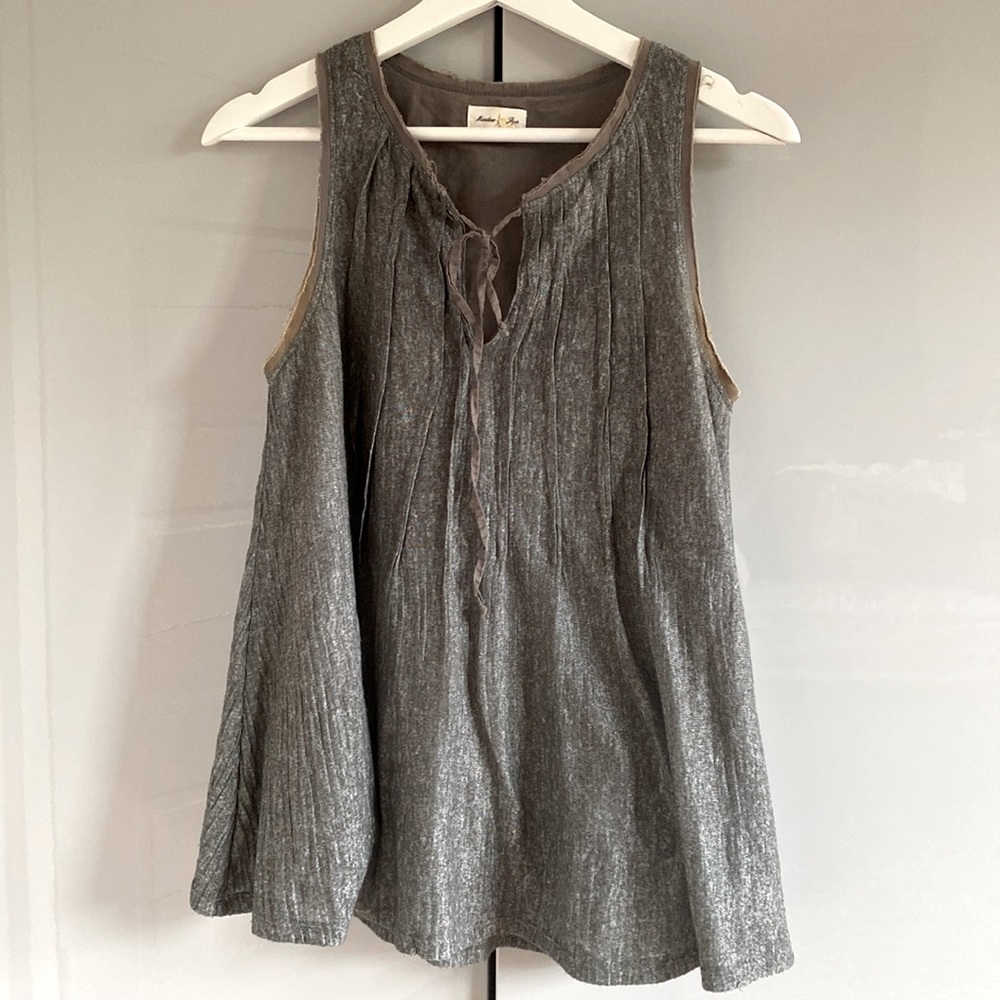 Anthropologie top with flair